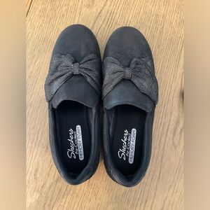 Skechers Madison Avenue Microleather Slip-on